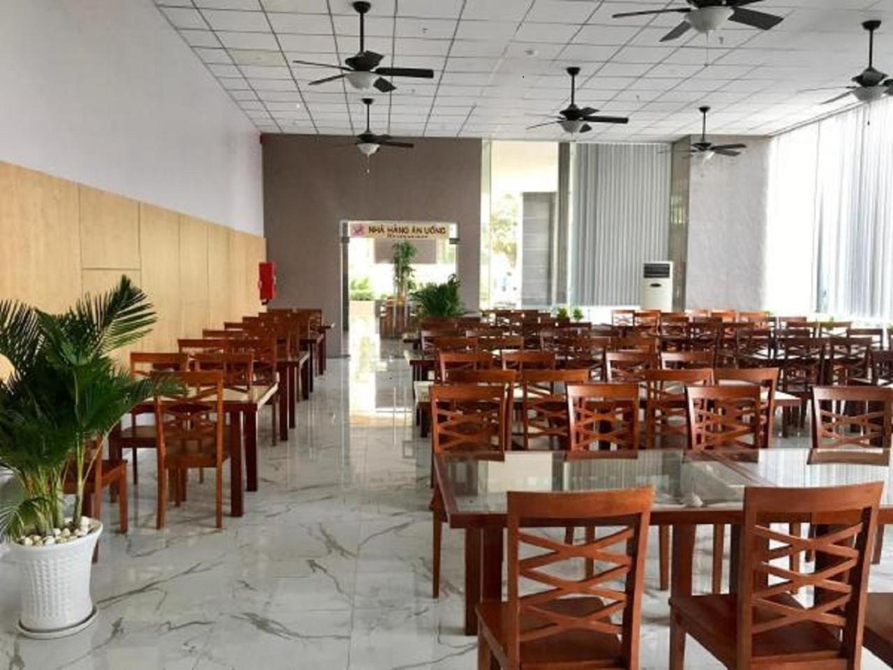 Premium Beach Condotel 4 Vung Tau Esterno foto